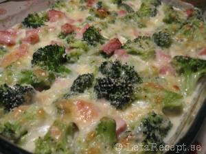 Broccoligratäng med korv recept