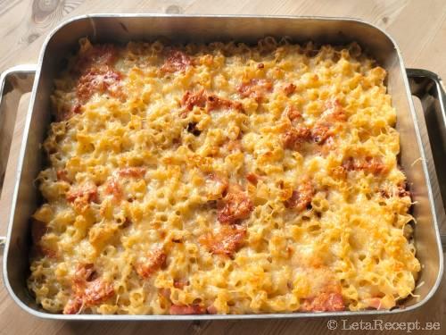 Makaronipudding med korv